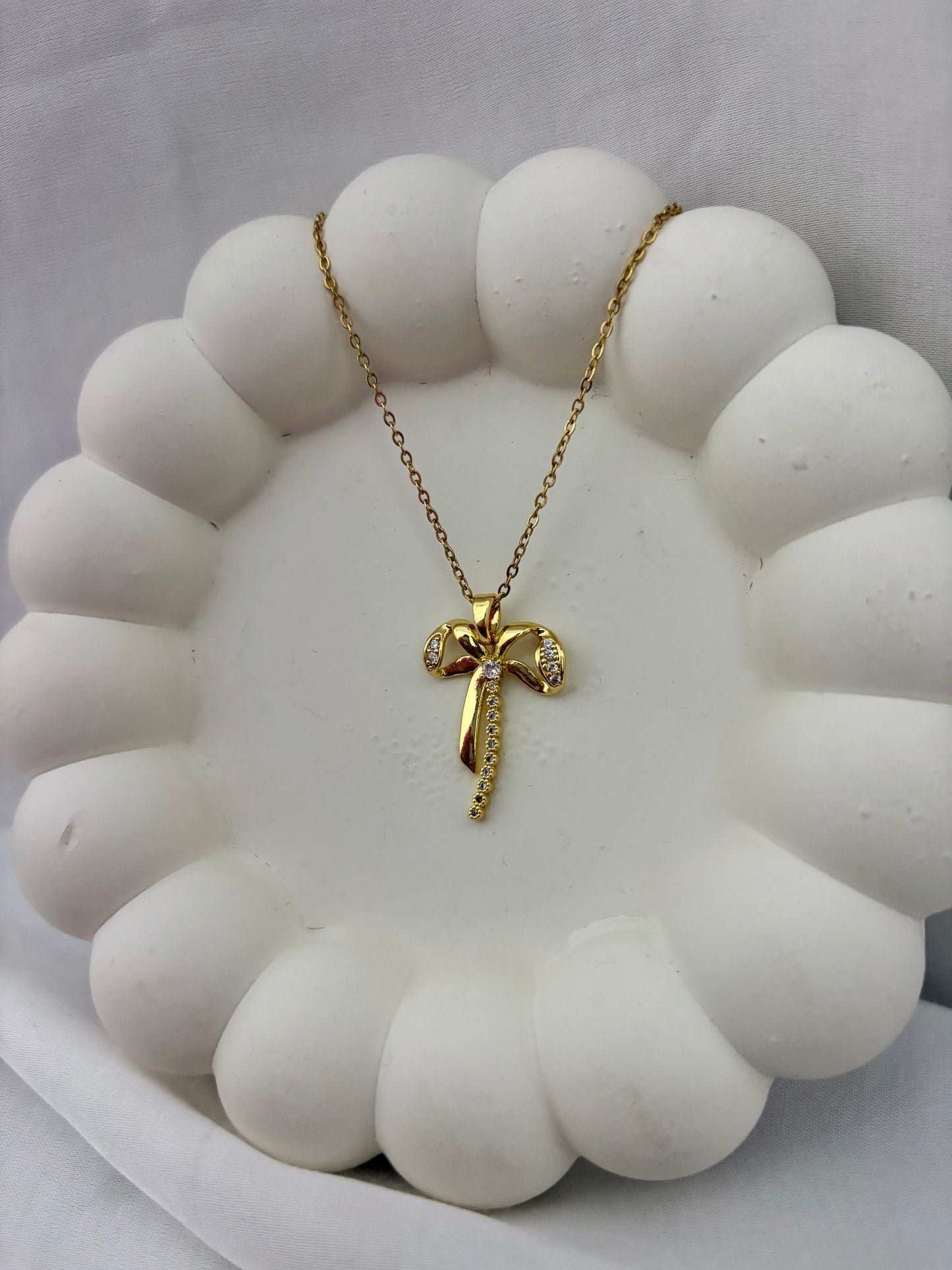 Bow Tie Chain