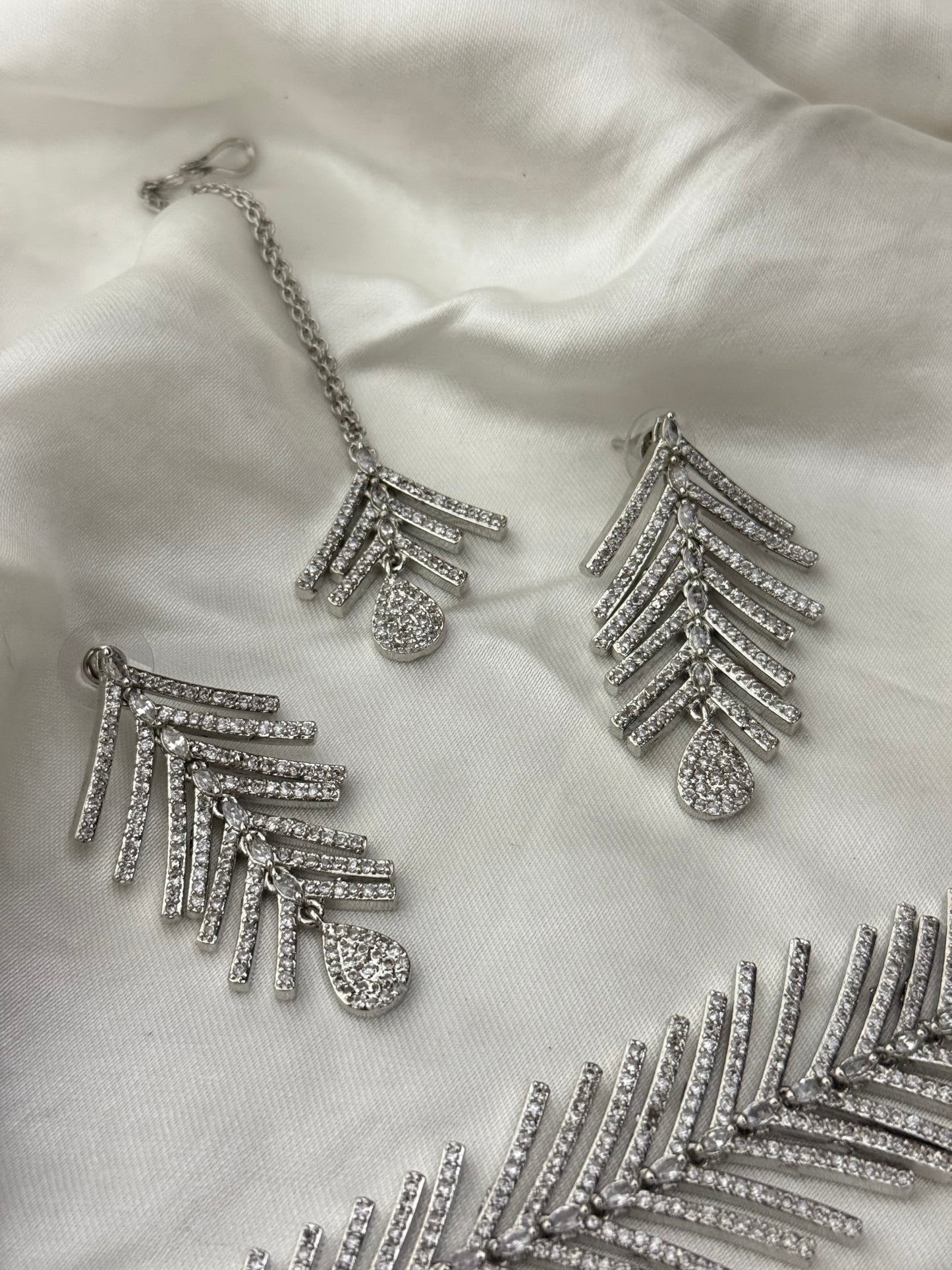 Maahi Earrings