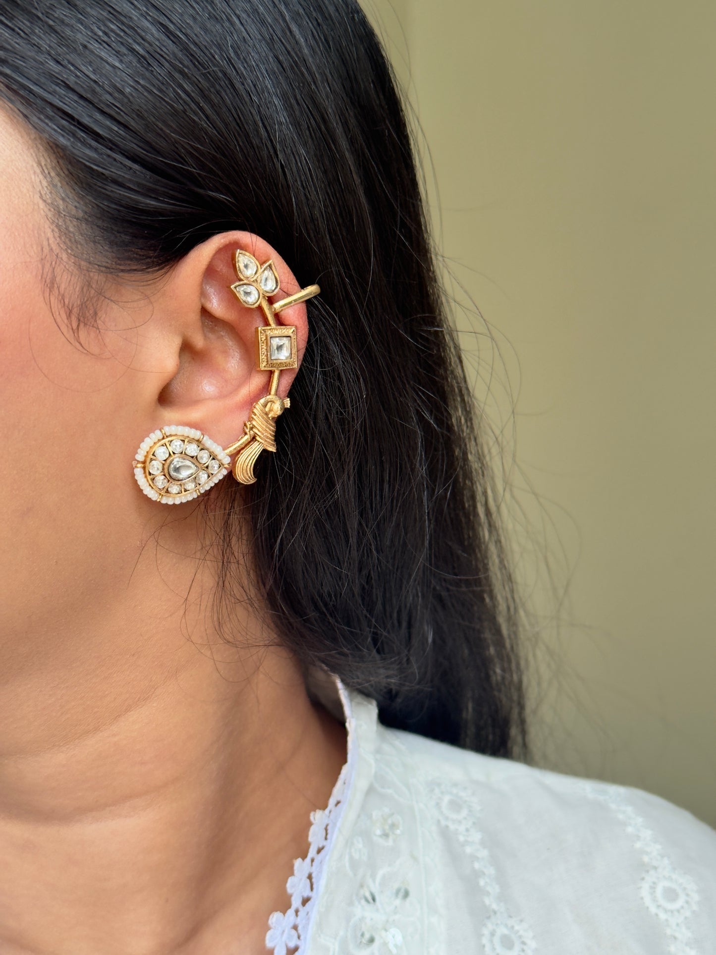 Kumud Earcuff