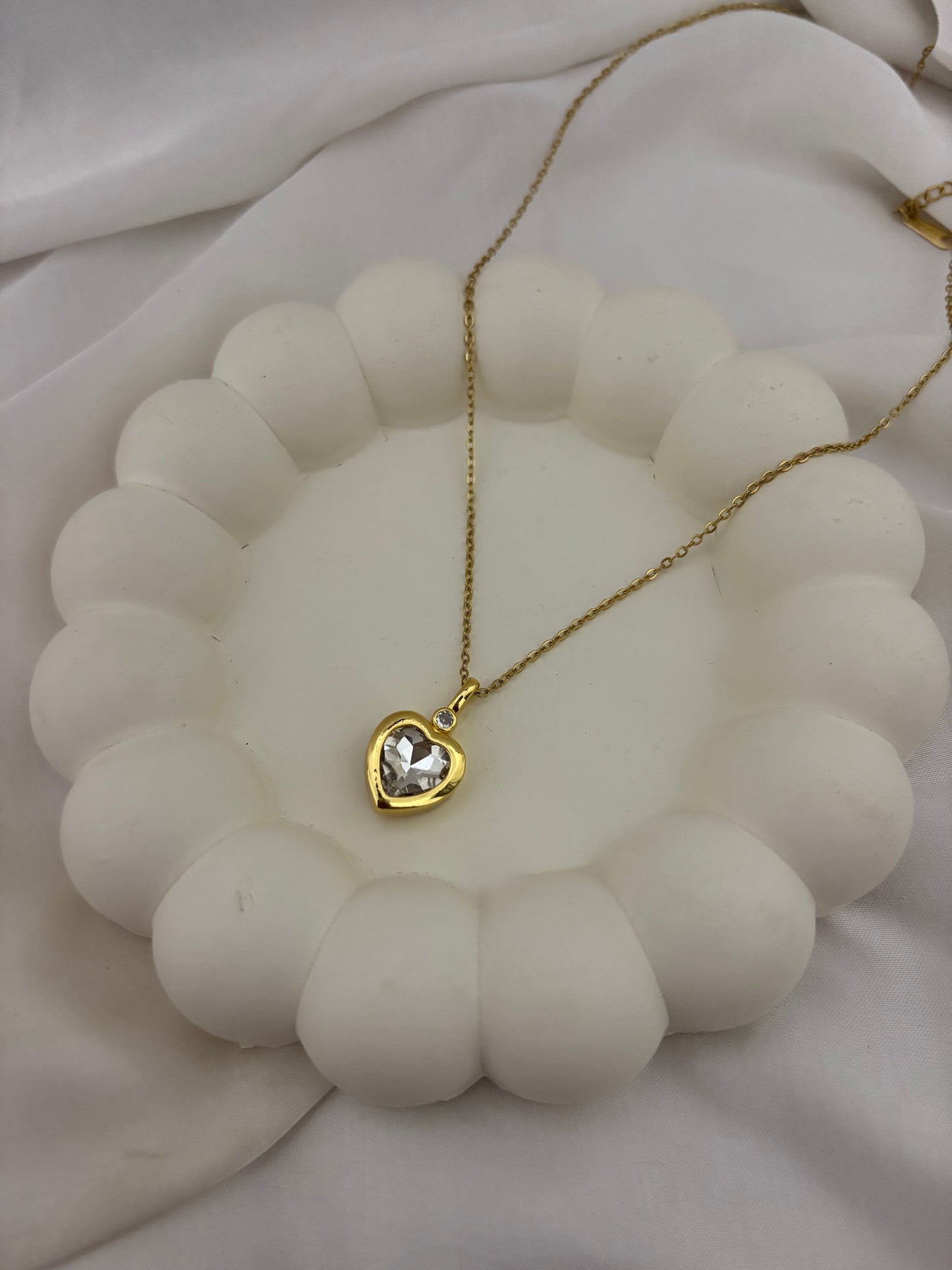 Solitaire Heart Chain