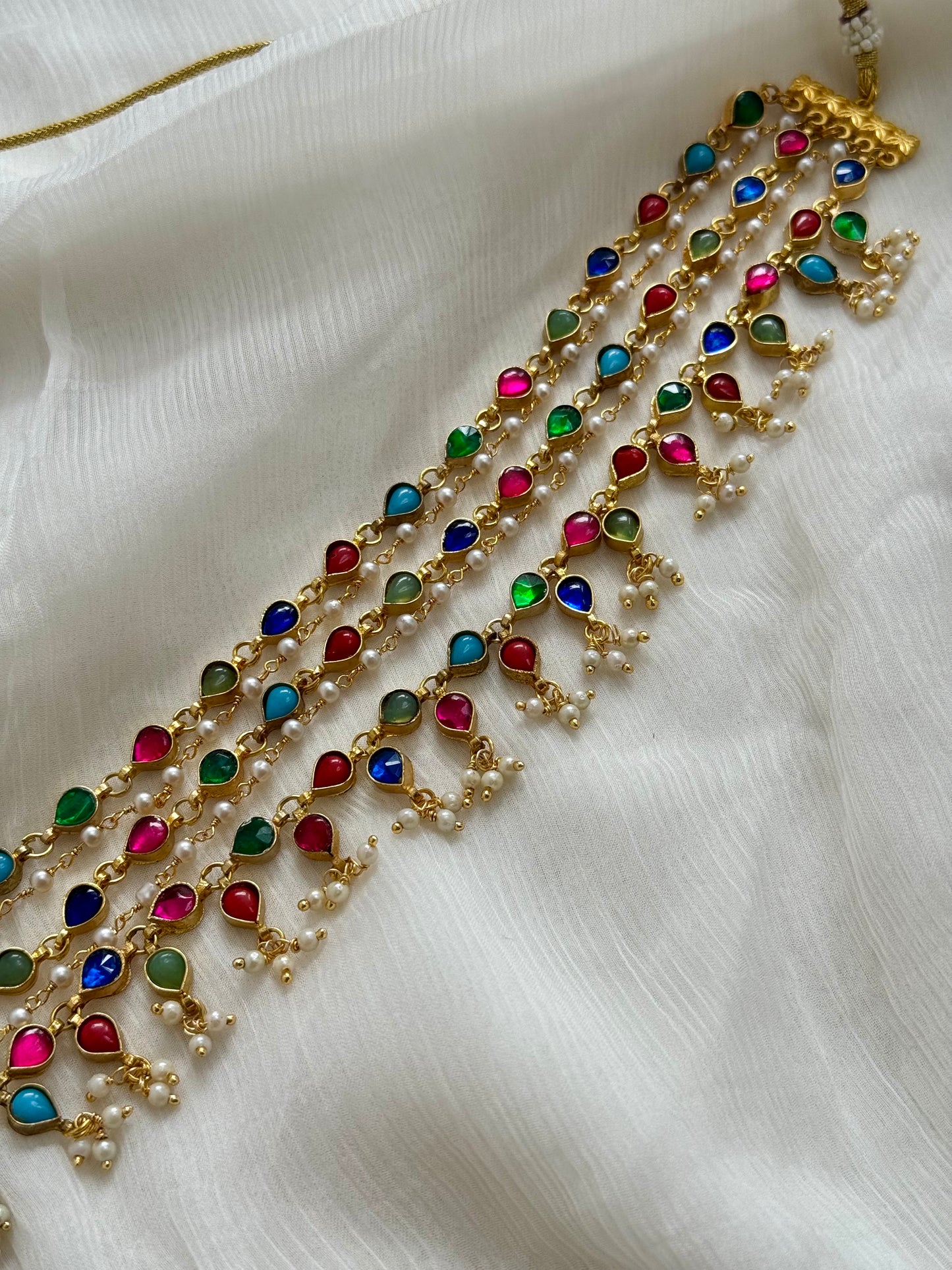 Nahara Choker