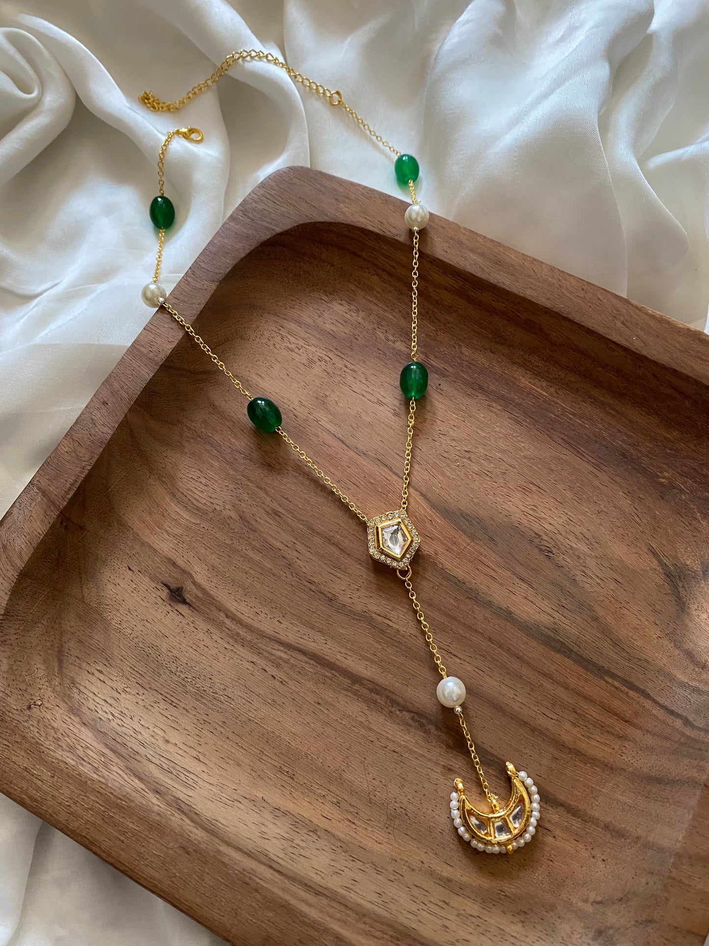 Emerald Chand Chain