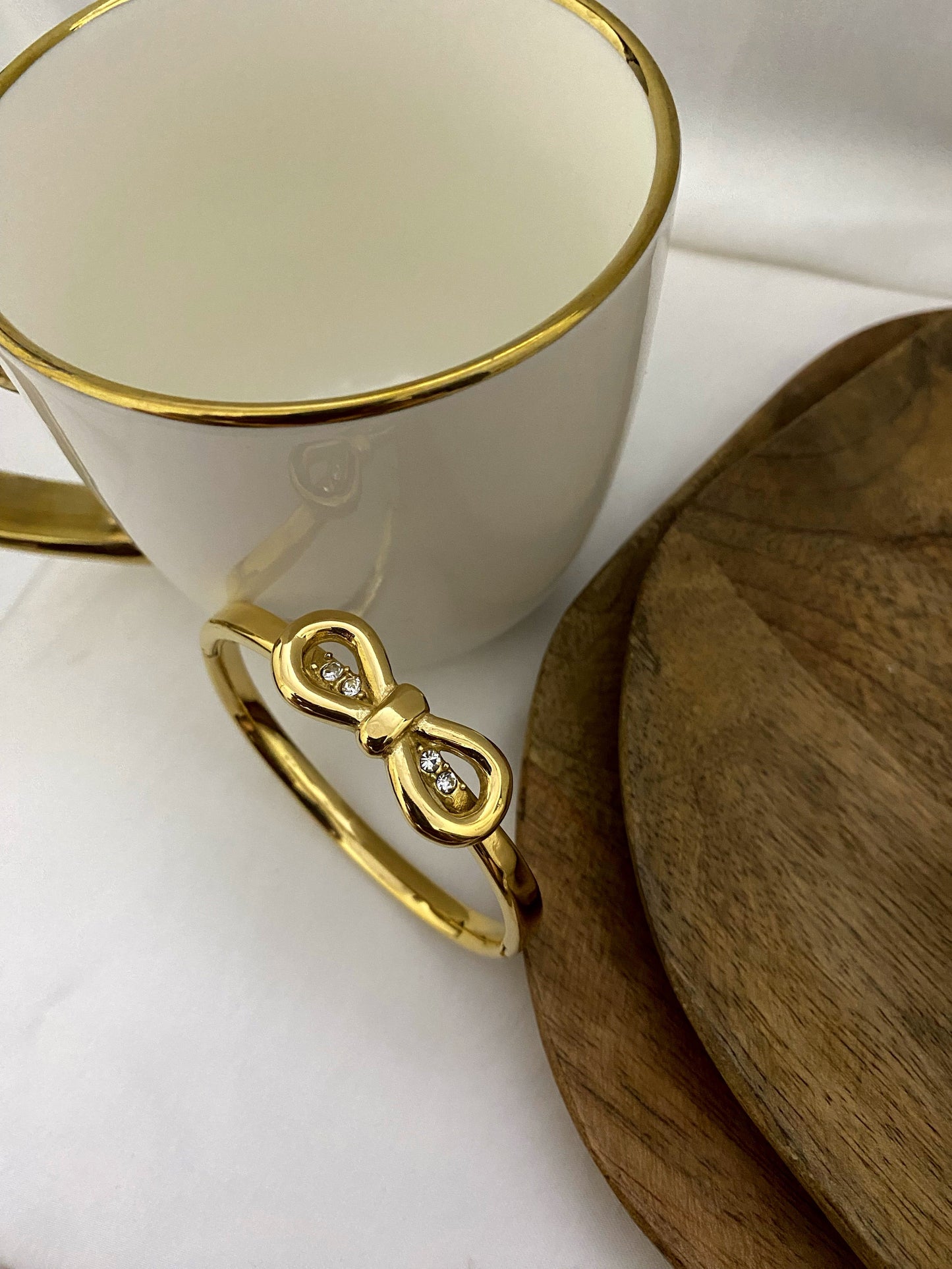 Bow Stone Bracelet