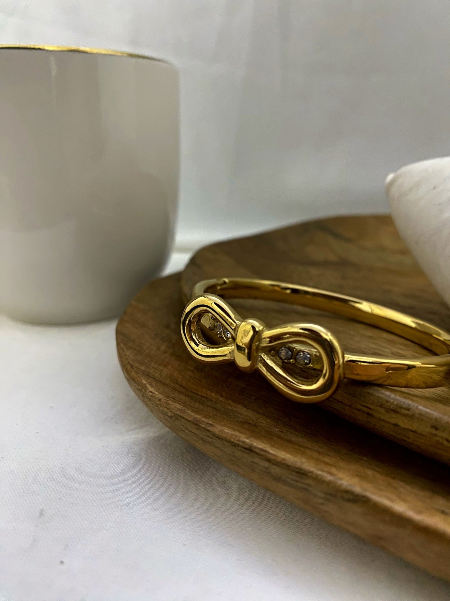 Bow Stone Bracelet