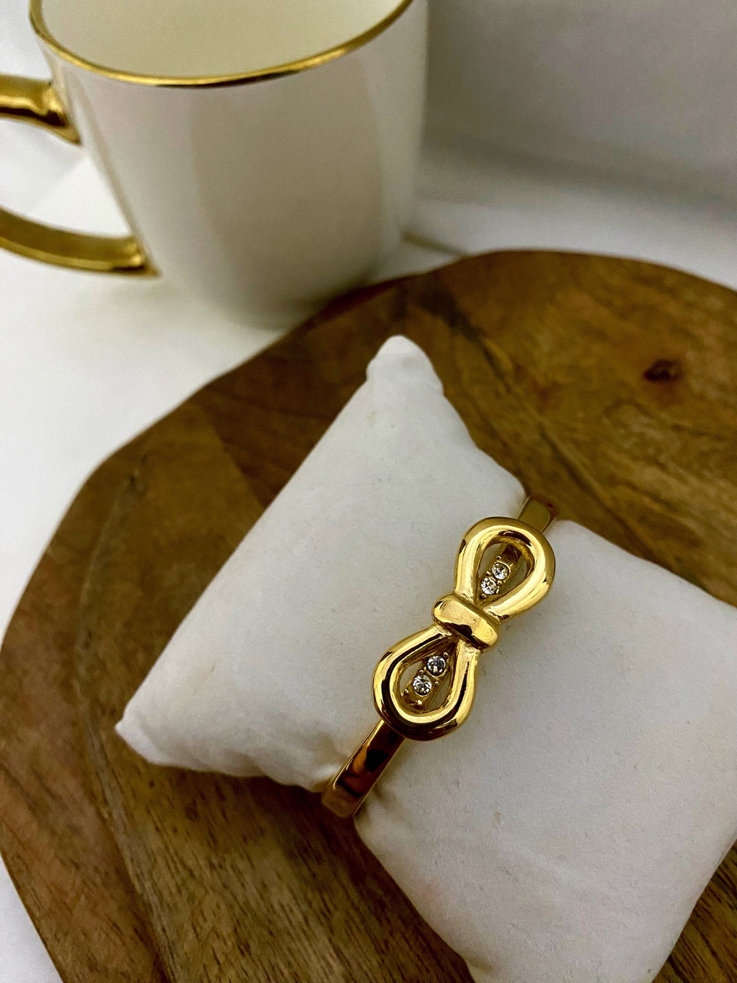 Bow Stone Bracelet