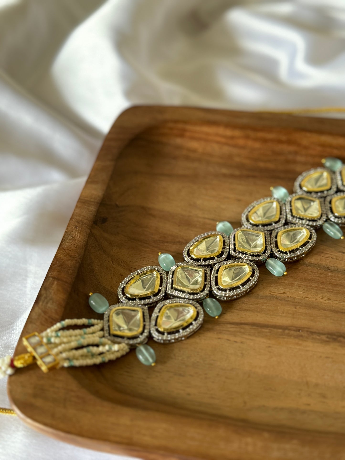 Guzarish Choker Set