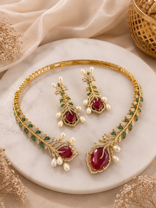 Amaya Hasli Necklace Set