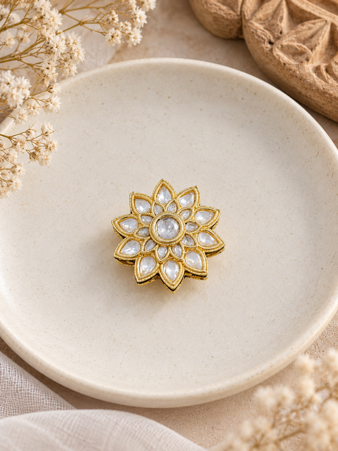 Gulora Ring