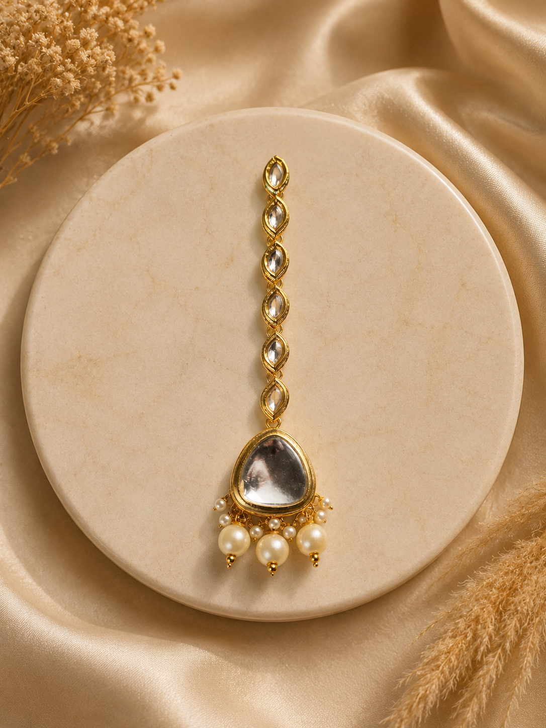 Kundan Tika