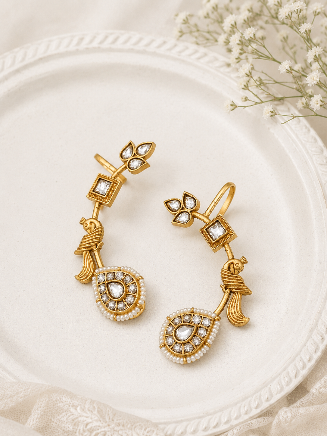 Kumud Earcuff