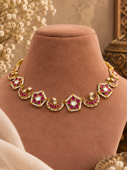 Inara Chand Choker
