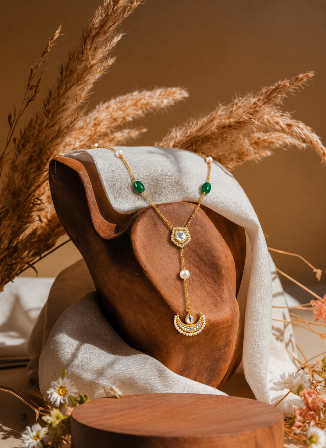 Emerald Chand Chain