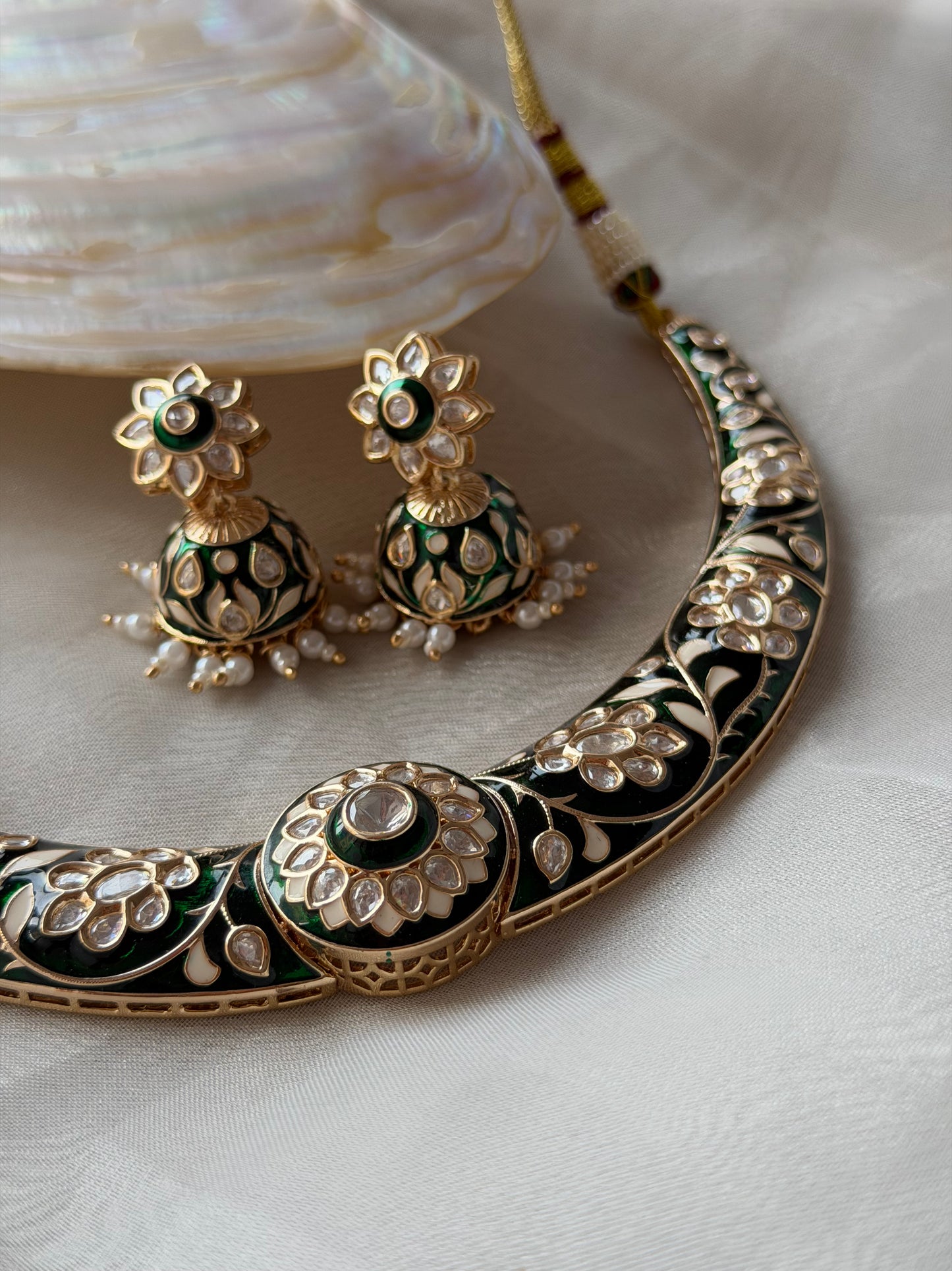 Dhola Hasli Necklace