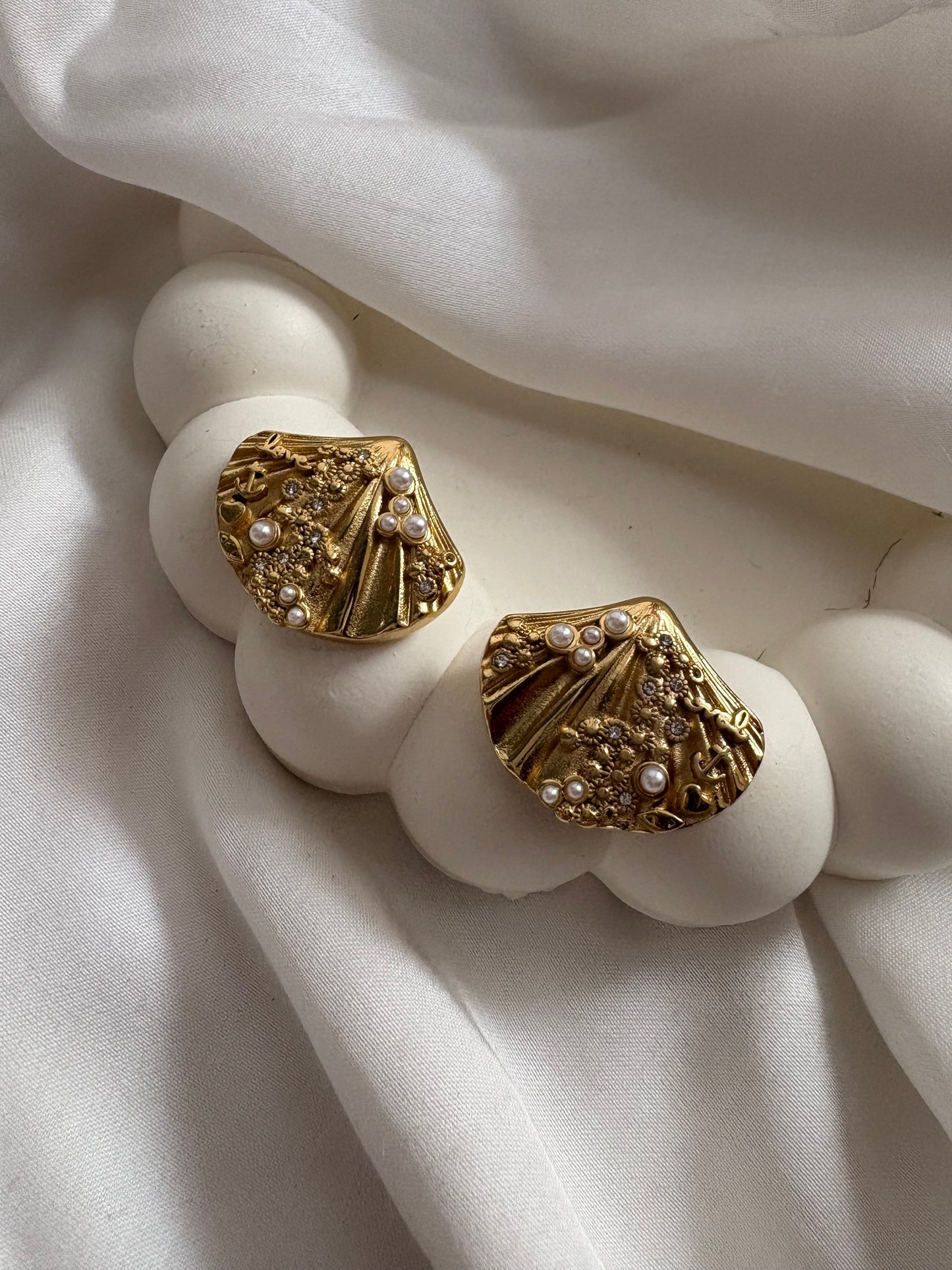 Pearl Shell Earrings