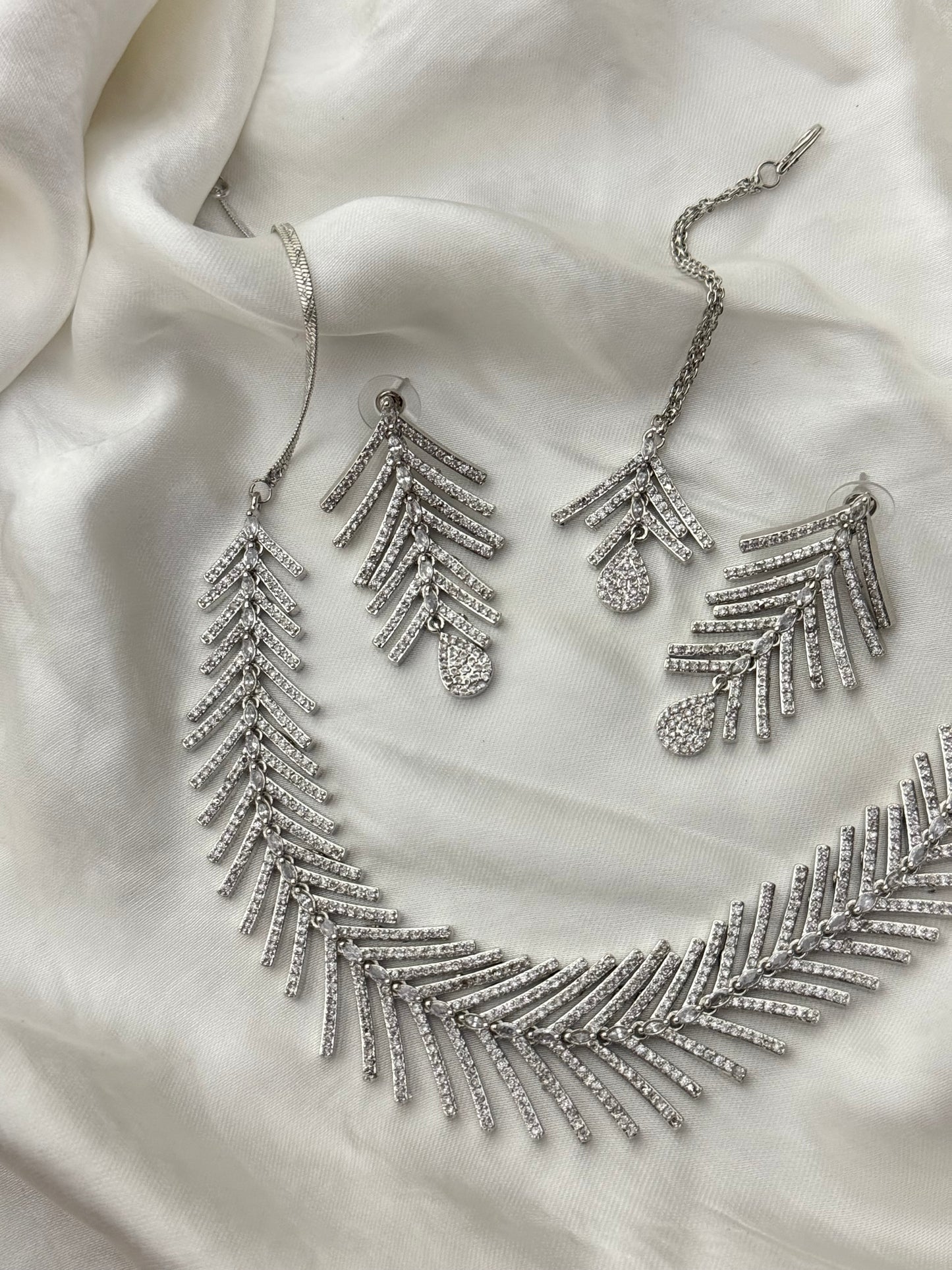 Maahi Earrings