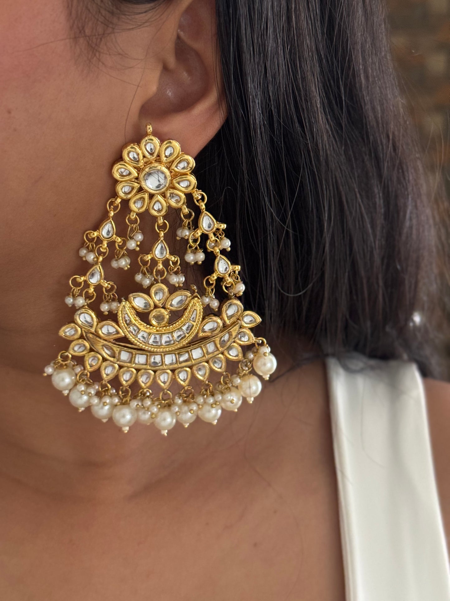 Dhara Chandbali