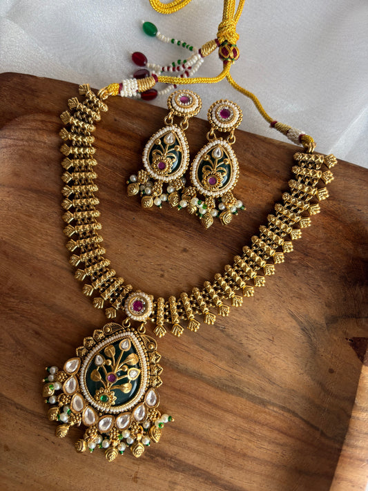 Sati Necklace Set