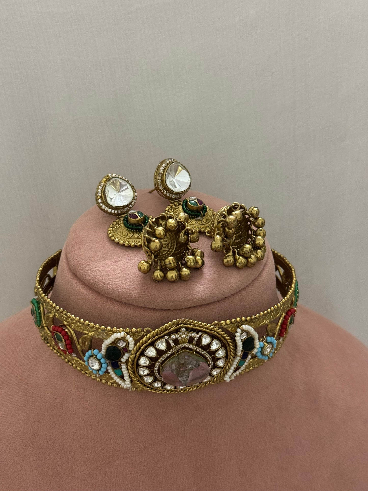 Rivaaz Choker Set