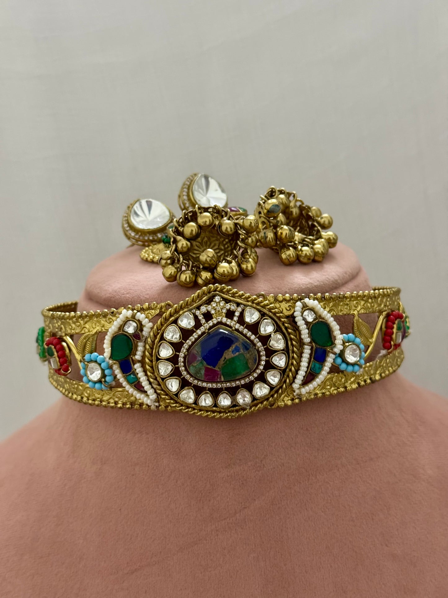 Rivaaz Choker Set