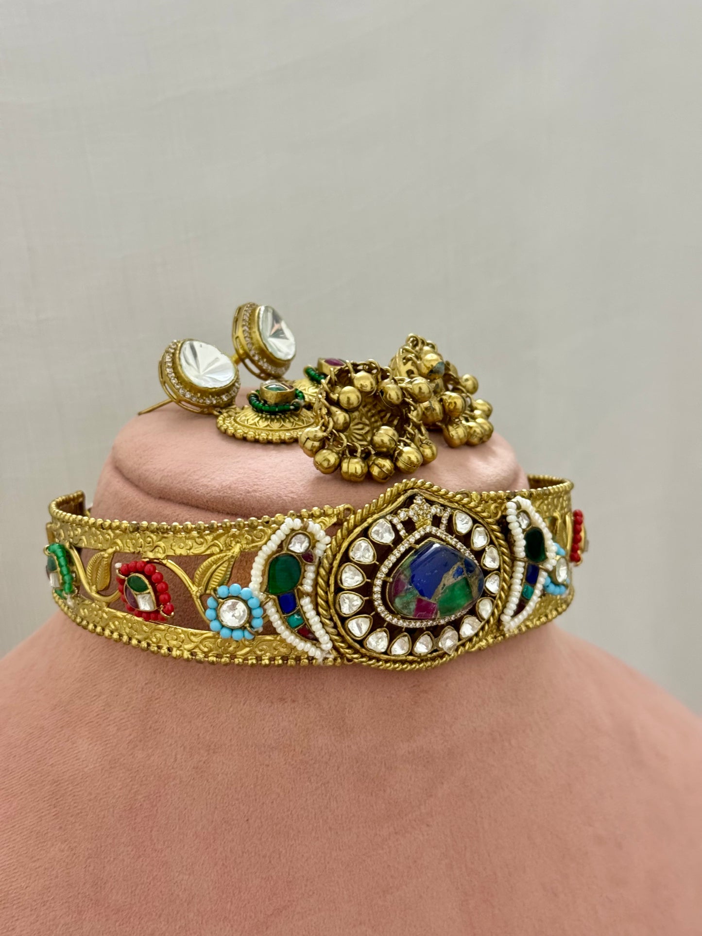Rivaaz Choker Set