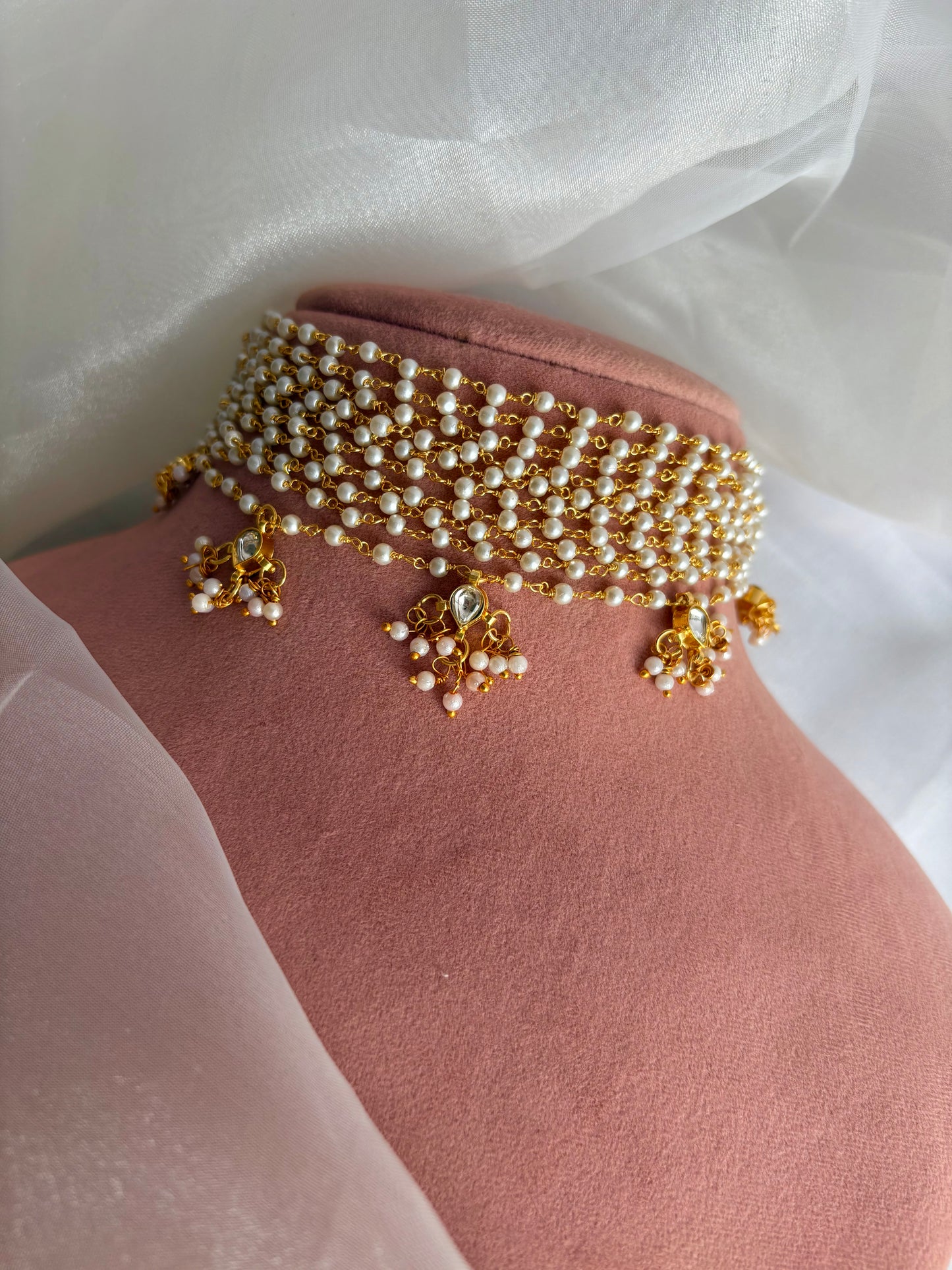 Ibtida Choker
