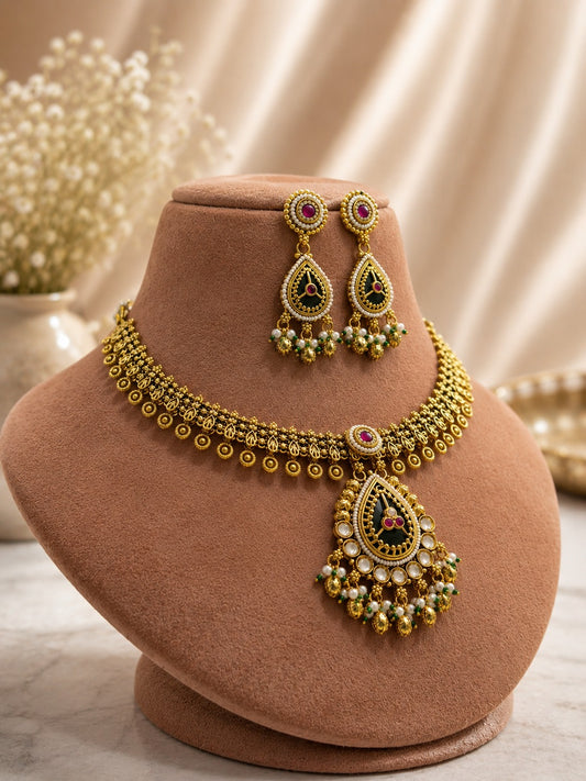 Sati Necklace Set