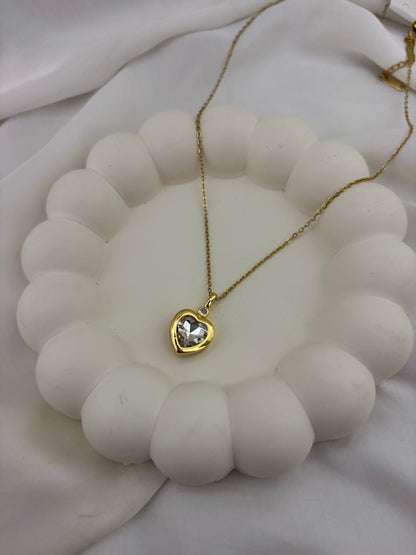 Solitaire Heart Chain