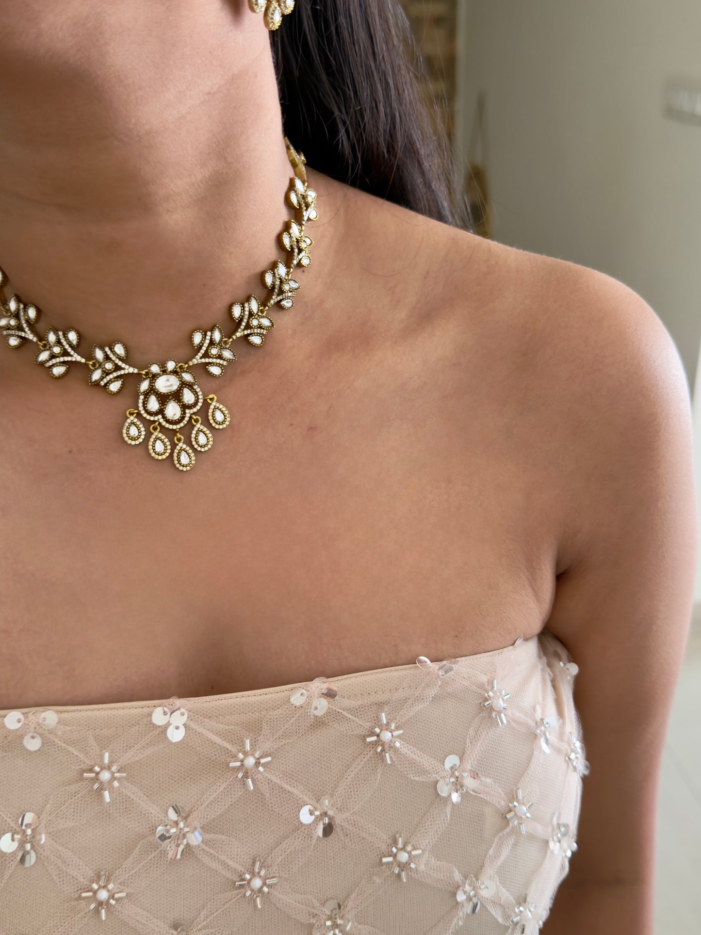 Baani Choker