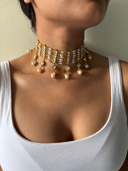 Pitari Choker