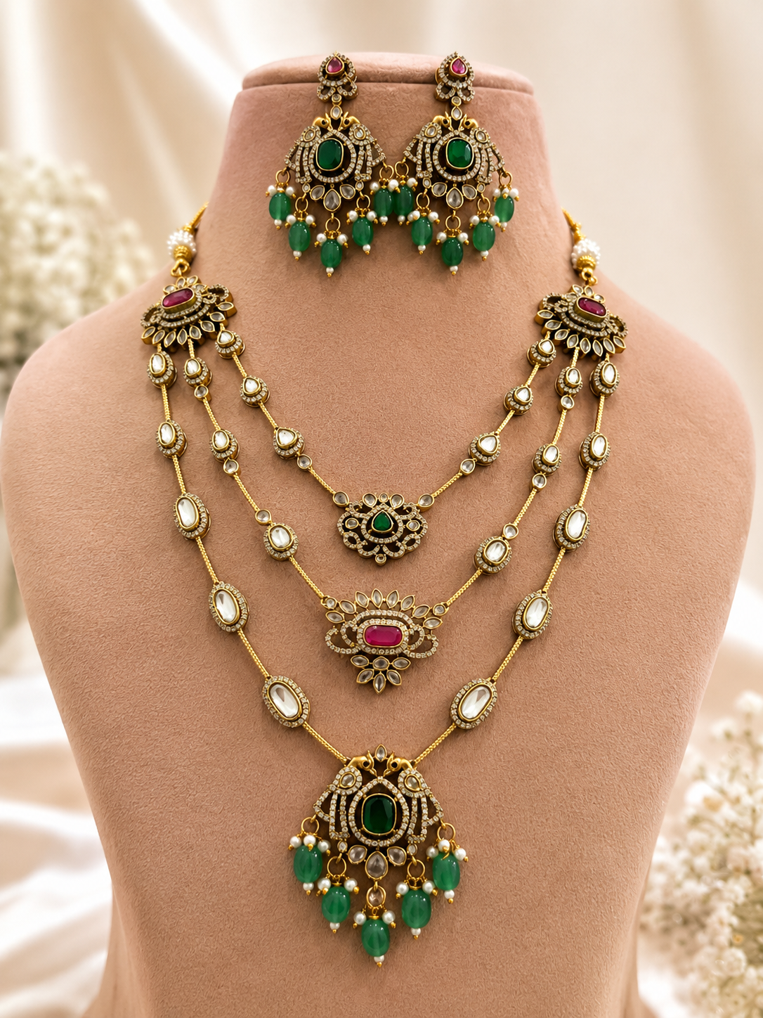 Nysa Necklace Set