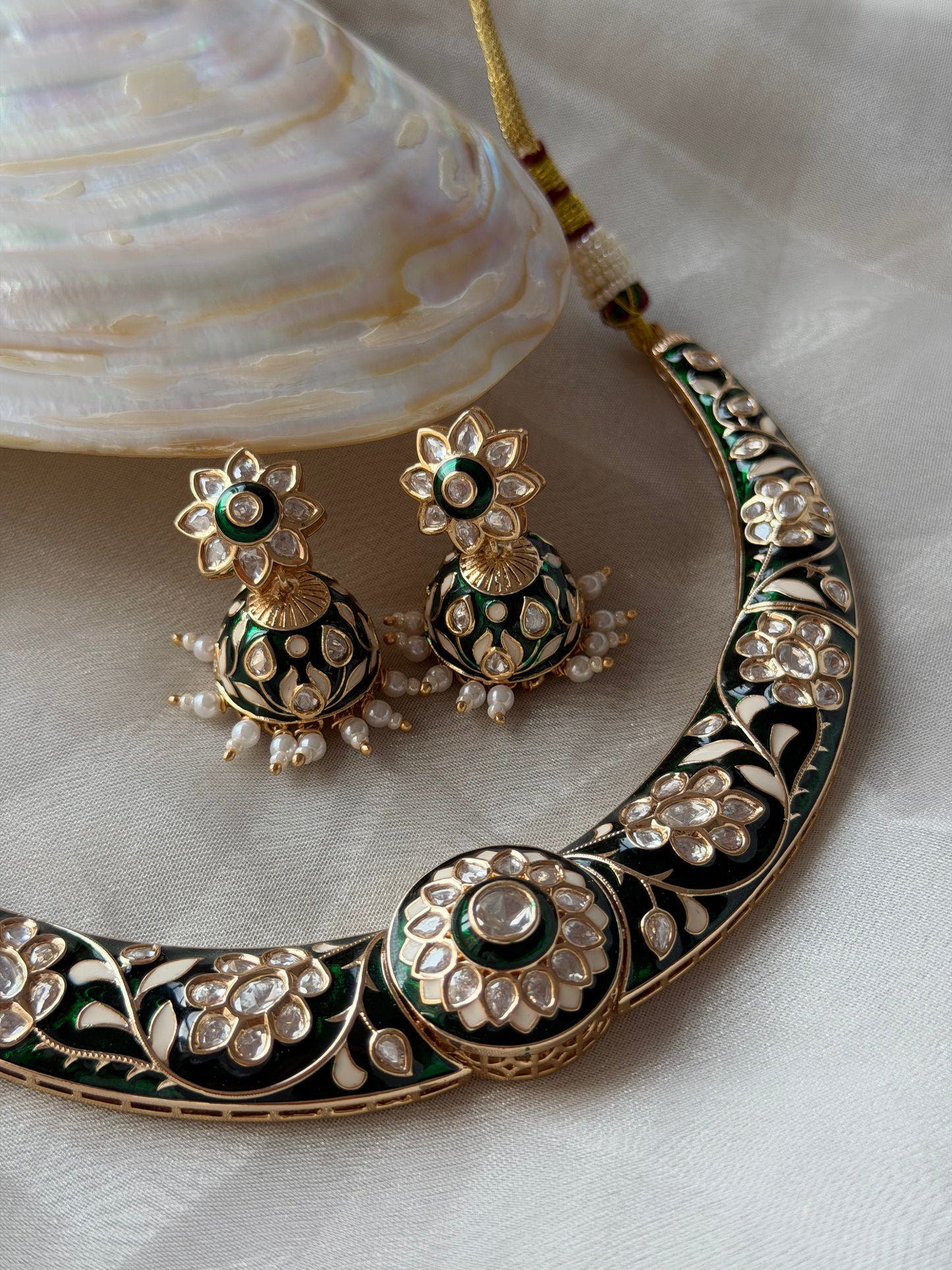 Dhola Hasli Necklace