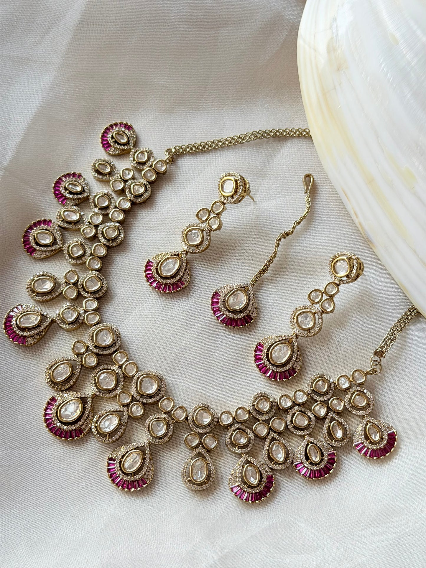 Nayab Choker Set