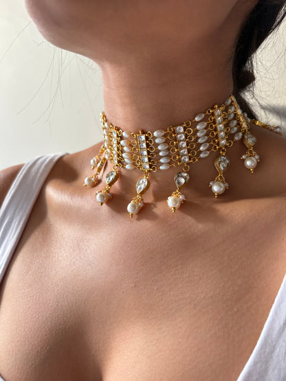 Pitari Choker