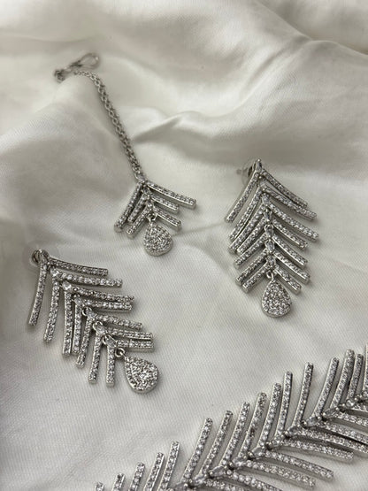 Maahi Set