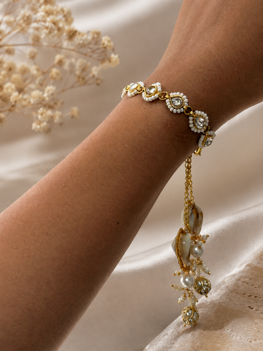 Lumba Cowrie Bracelet