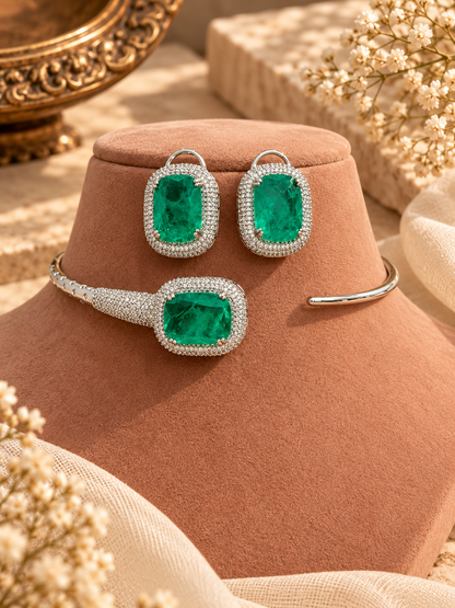 Aayam Hasli Necklace Set