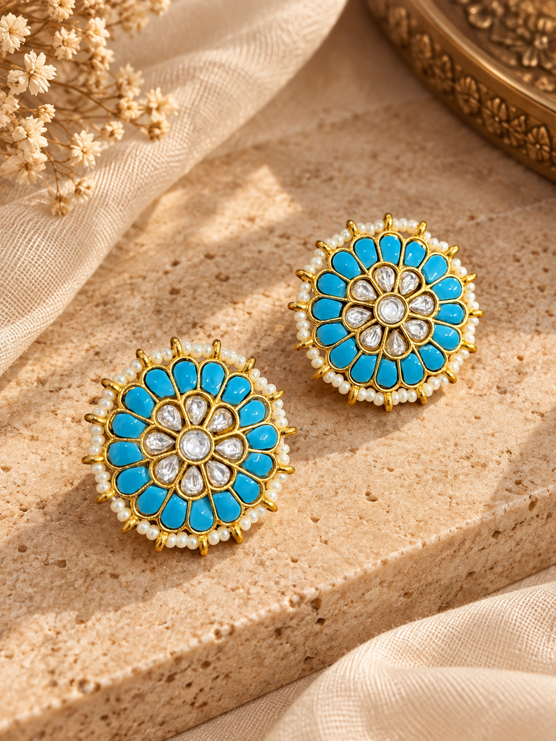 Neelam Noor Studs