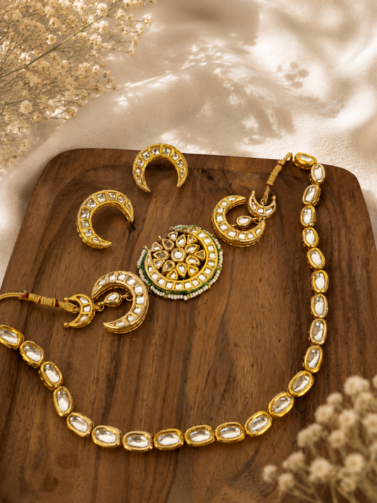 Adara Chand Choker Combo