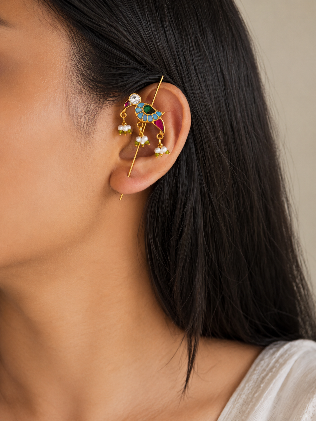 Raisa Earcuff