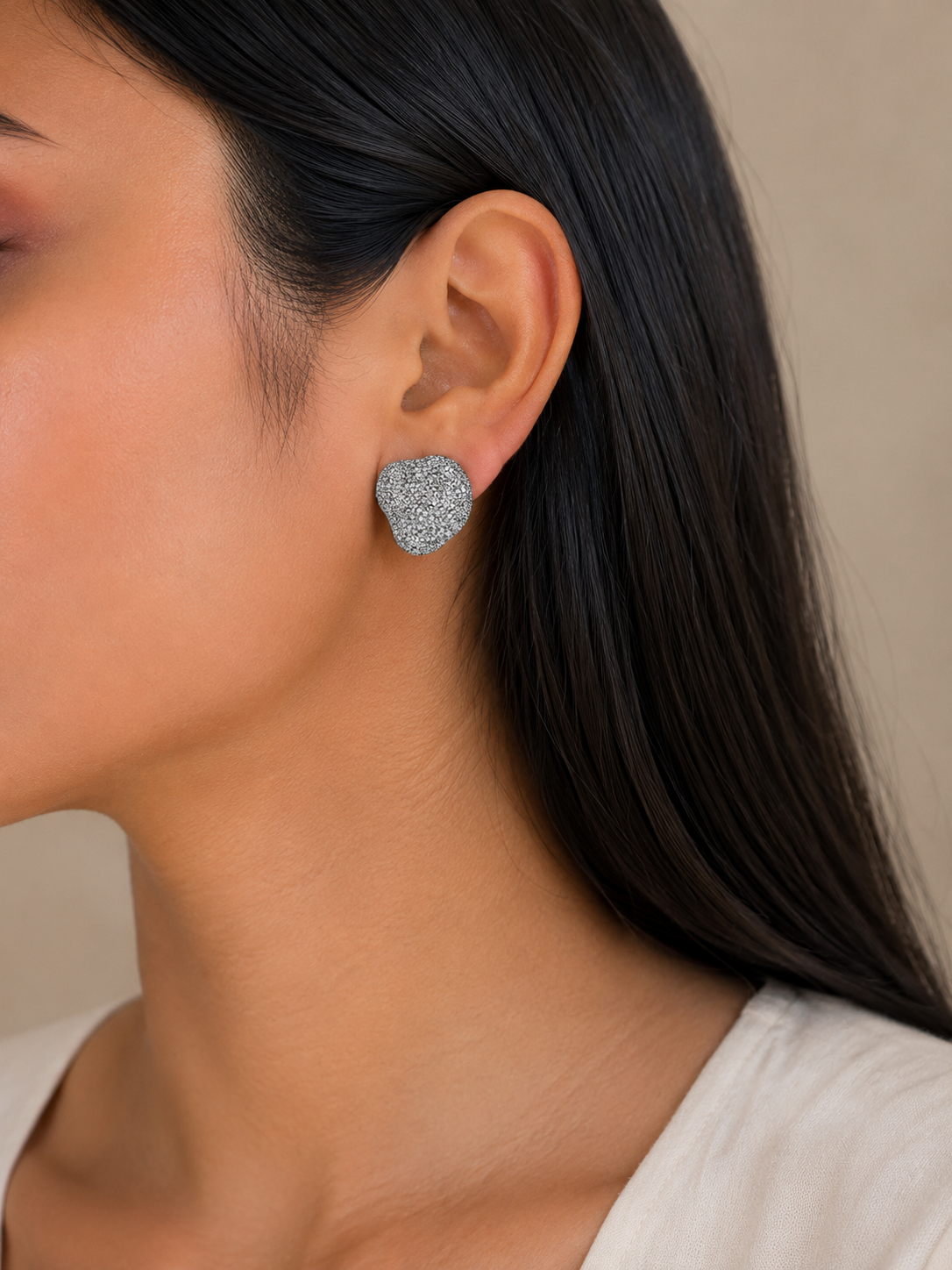 Meline Gold Studs