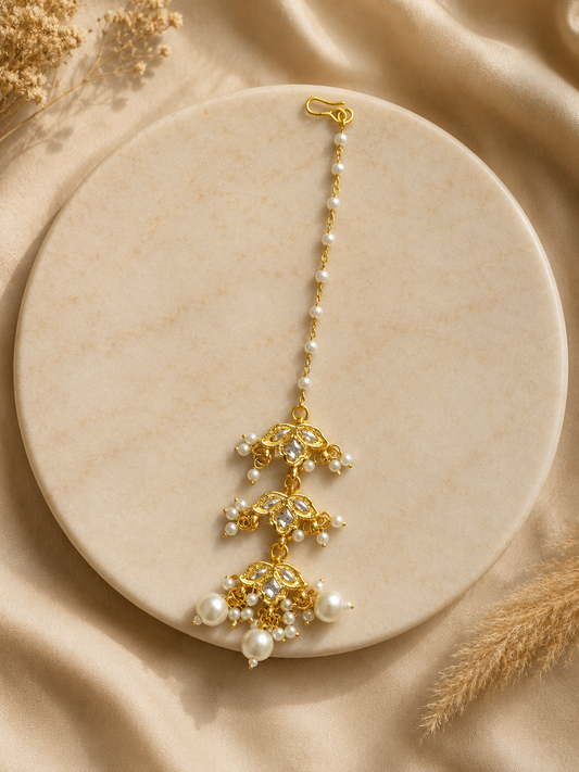 Kundan Tika