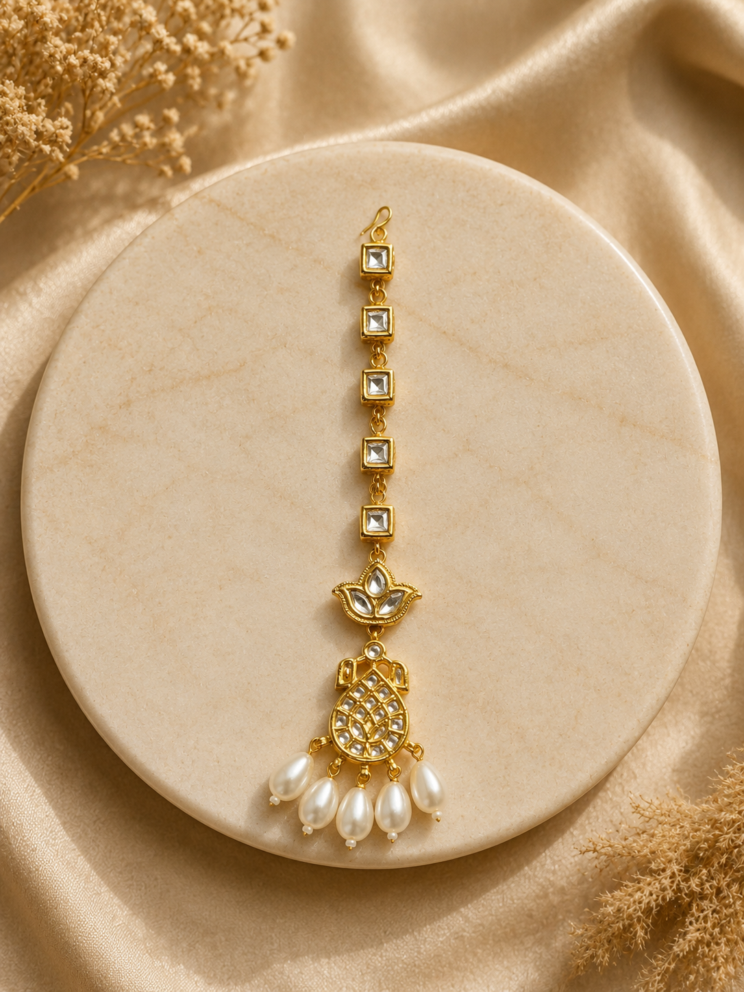 Kundan Tika