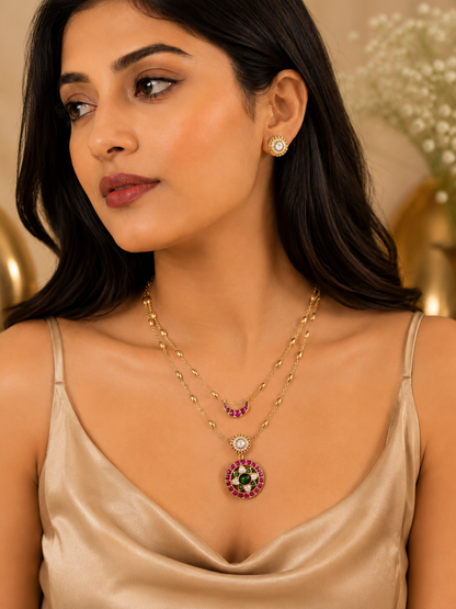 Naila Neckchain