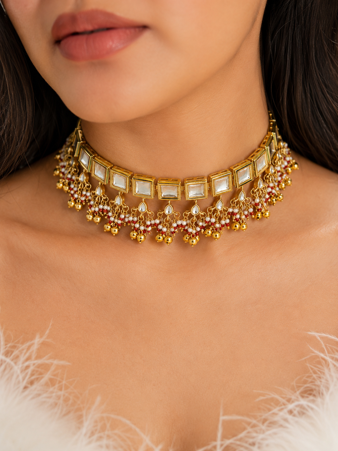 Laal Tara Choker