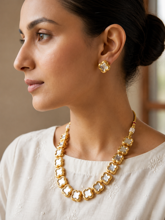 Manohar Necklace Set