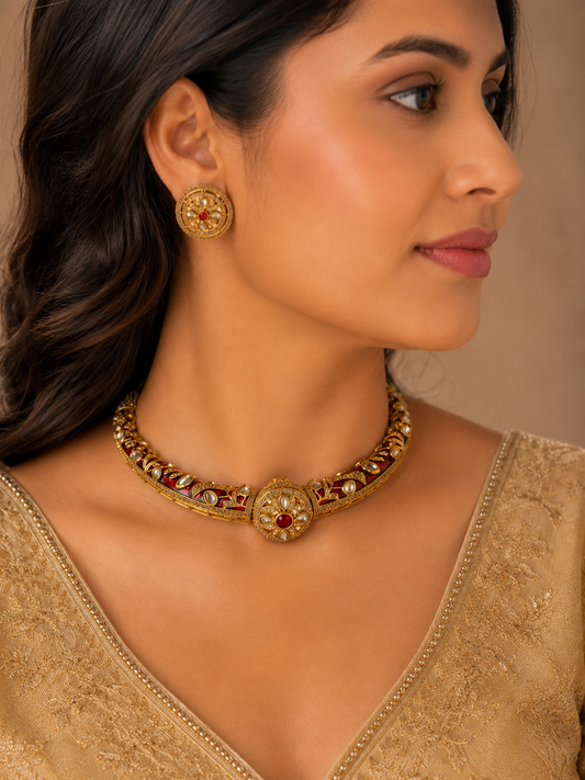 Aayat Hasli Necklace