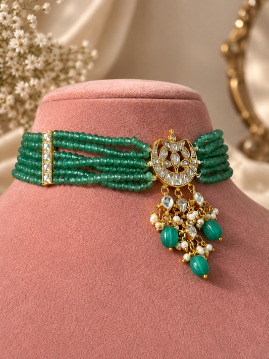 Avinya Choker Set