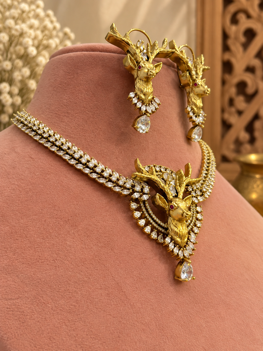 Reindeer Royal Necklace Set