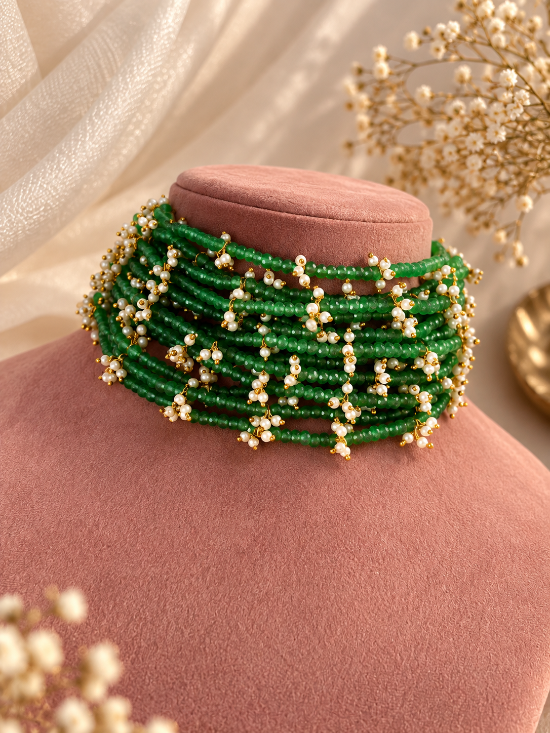 Manjari Choker