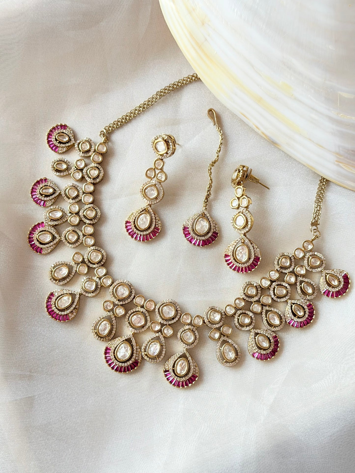 Nayab Choker Set